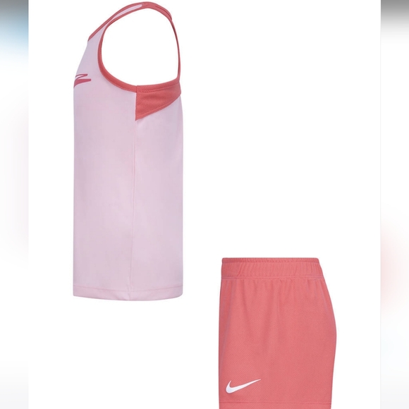 🆕️ Nike Short Set - Picture 5 of 6
